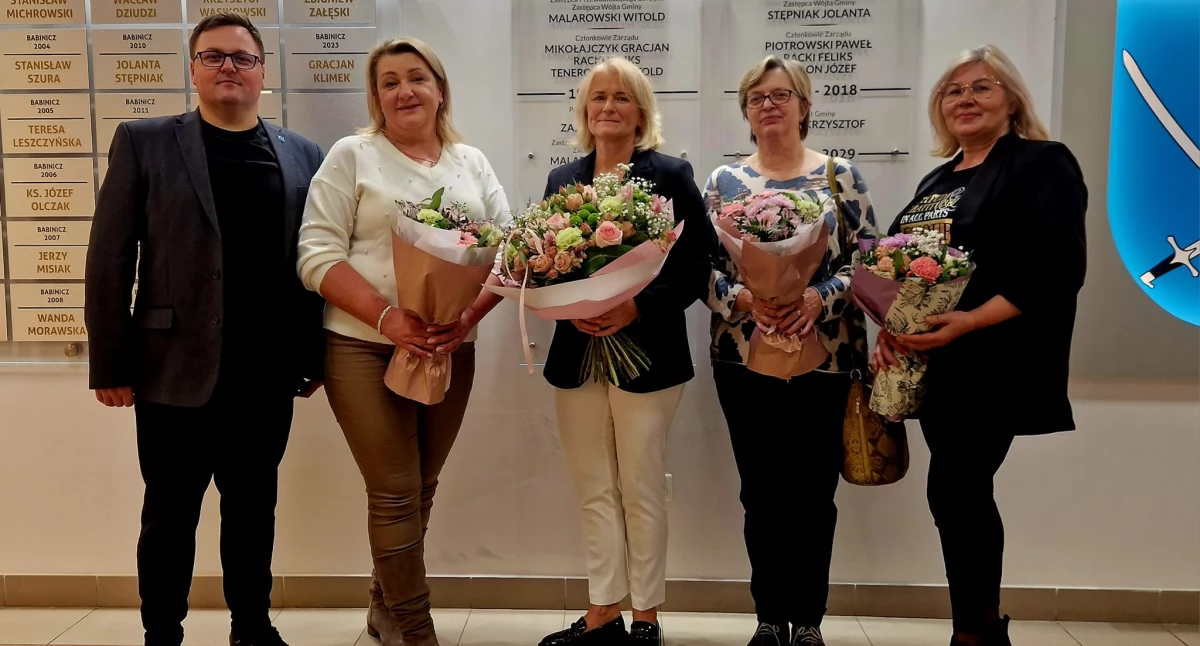 urzad, wojt, rada, KANDYDATKI BABICACH NOWYCH - zdjęcie, fotografia