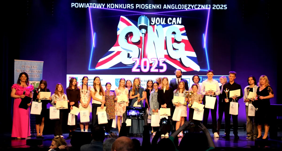 konkursy, POWIATOWY KONKURS PIOSENKI ANGLOJĘZYCZNEJ - zdjęcie, fotografia