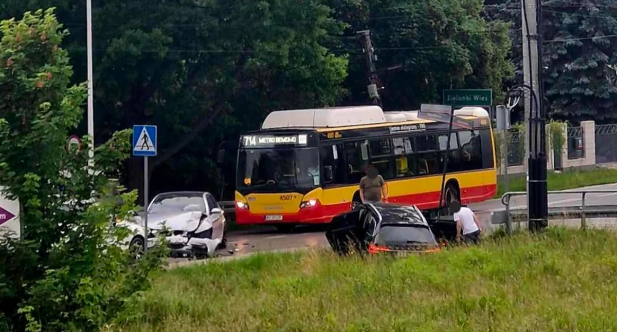 interwencje, ZABLOKOWANA ULICA SIENKIEWICZA - zdjęcie, fotografia