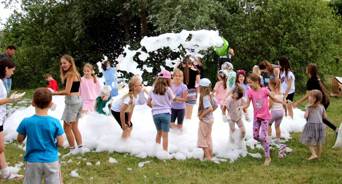 pikniki, uroczystosci, BORZĘCIŃSKIE WIANKI - zdjęcie, fotografia
