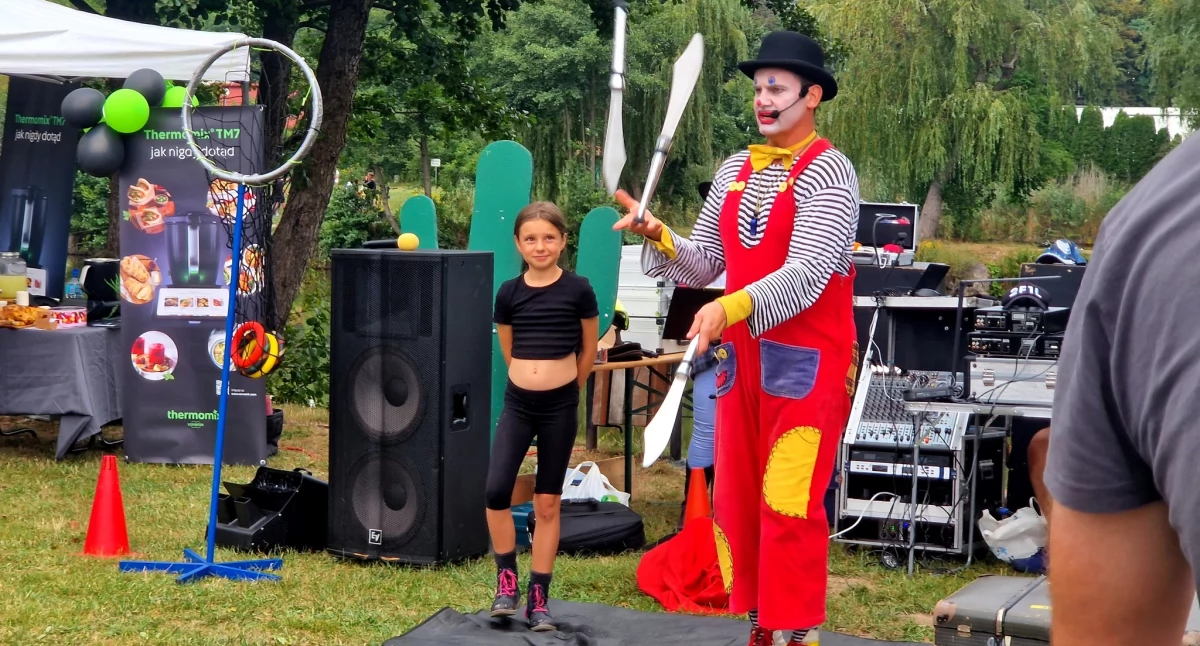 pikniki, uroczystosci, PIKNIK SOŁECKI MIEJSCOWOŚCI ZIELONKI PARCELA - zdjęcie, fotografia
