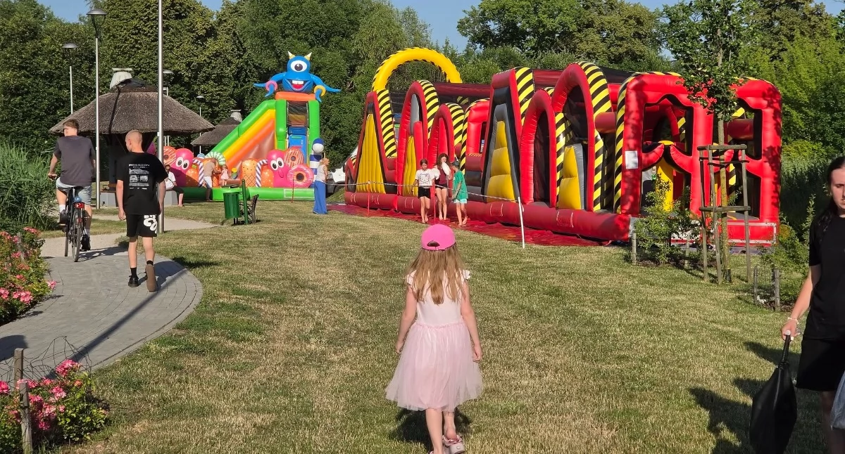 pikniki, uroczystosci, BORZĘCIŃSKIE WIANKI - zdjęcie, fotografia