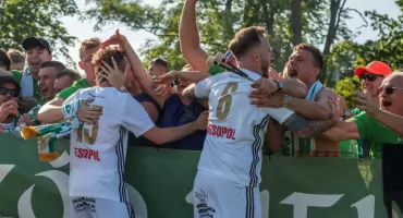 HISTORYCZNY AWANS NAPRZODU ZIELONKI