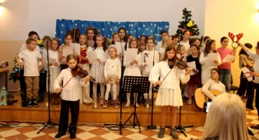 ŚWIĘTOWANIE URODZIN PANA JEZUSA